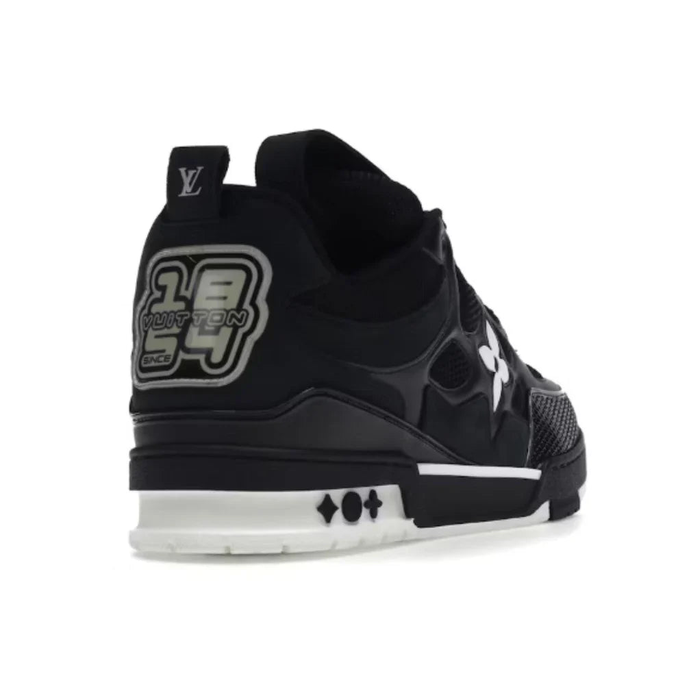 LV Skate Black